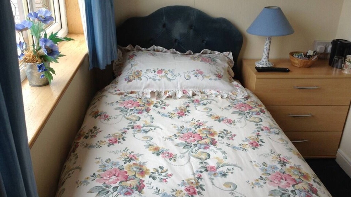 Mauchline Other | Single Room at Dykefield Farm B&B