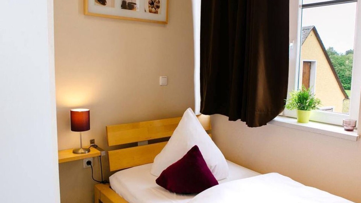 Lautzenhausen House | Single room Economy - Hotel My Place