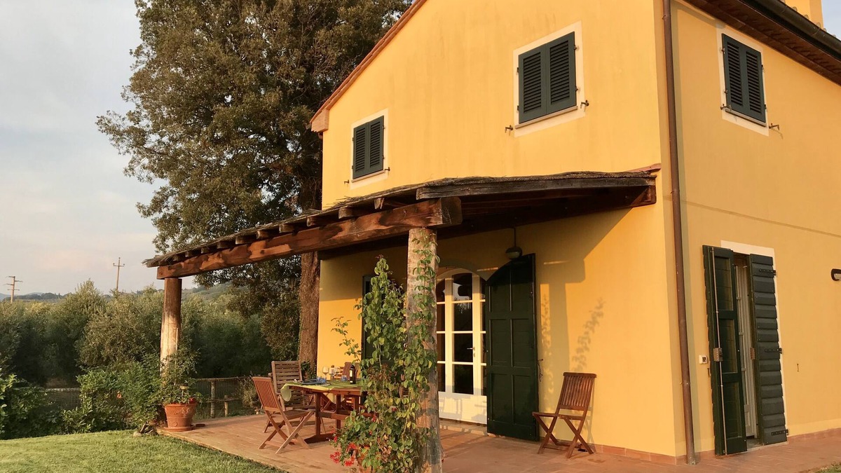 Castagneto Carducci Villa | Single villa with swimming pool on the Bolgheri wine route.