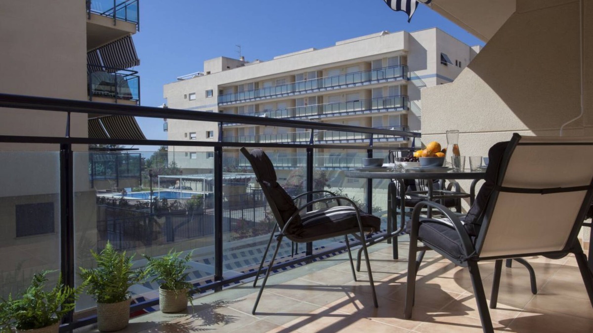 Moncofar Apartment | SingularStays Moncofar Beach