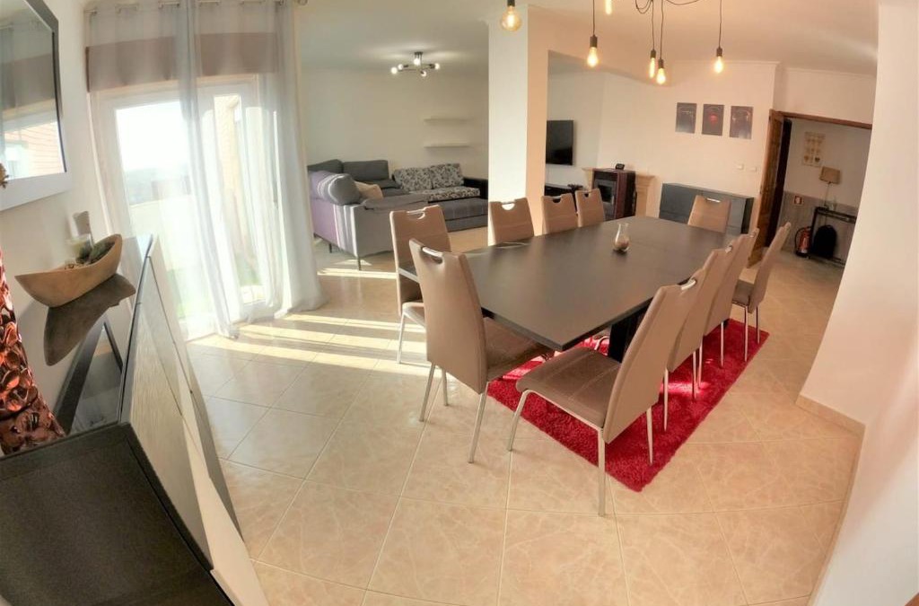 Algueirao - Mem Martins Apartment | Sintra T3 duplex w magnificent views and balcony in Tapada das Mercês