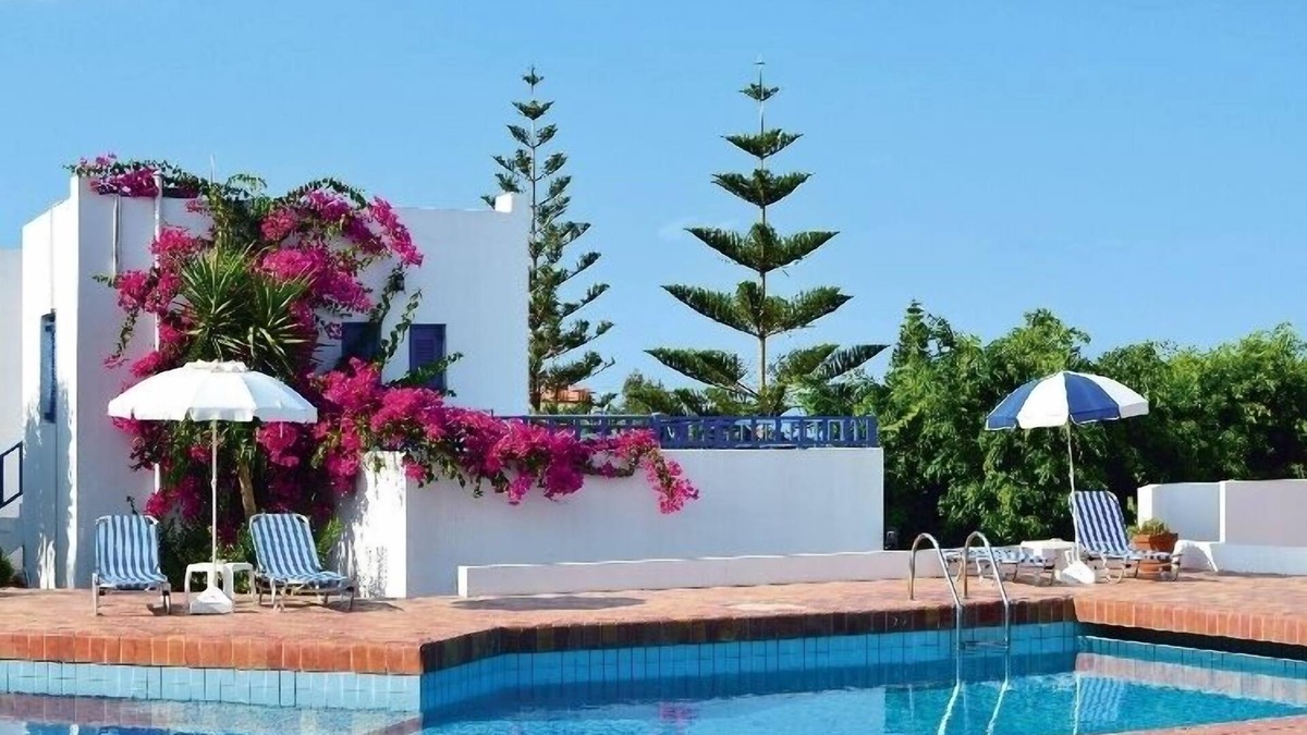 Limenas Chersonisou Apartment | Sirius 3-Room Apt (2 Bedrooms)