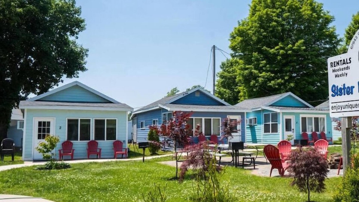 Sister Lakes Cabin | Sister Lake Cottages - private cottage community!