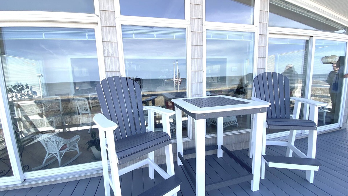 Cottage Line House | "Sisters Beach House" On the Chesapeake!