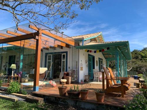 Cunha House | Sitio Ahimsa Cunha SP - Casa Familia na Montanha - Refúgio na natureza com rio, trilhas e passeios a cavalo - Vizinhos do parque estadual da serra do mar - Acesso pela estrada que conecta Parati-RJ e Cunha-SP