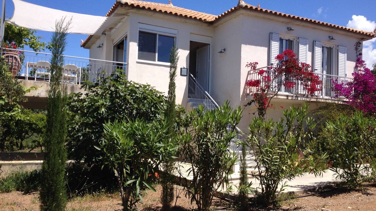 Lepreo House | Six-bedroom House With Terrace Ionian Sea View