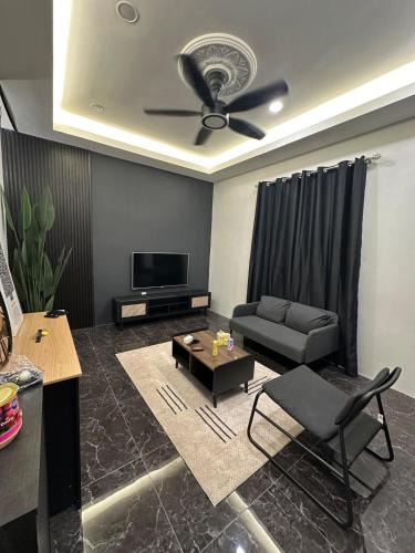 Kinarut Villa | SIXTYSIXLUXE 3Br 2B