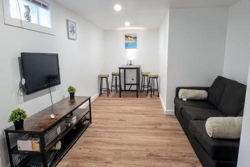 Saint John Apartment | SJ West Travel Apartment