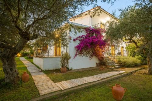 Myrtea House | Skafidia Garden Gem - Mirtia Fully Equipped Home