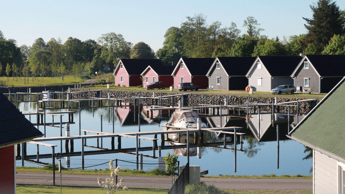 Wandlitz House | Skandinavisches Ferienhaus 2. Reihe zum Wasser für 6 Personen