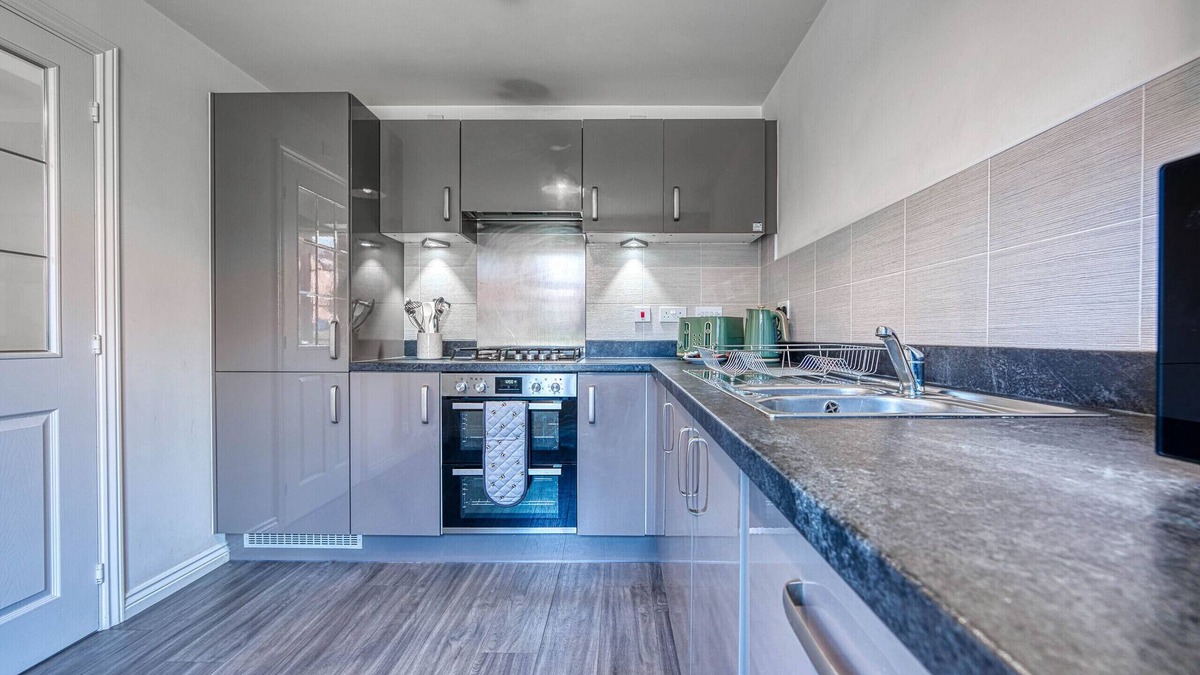 Rugby House | Skelhorn House close to Rugby, 3 bedrooms