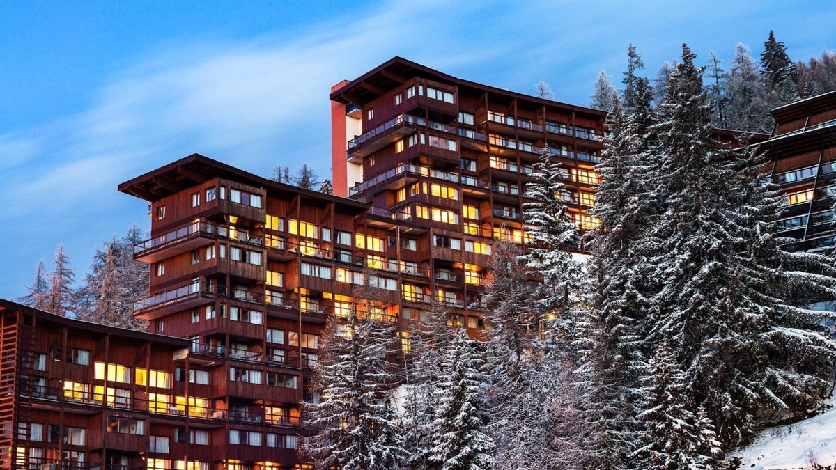 Arc-1600 Condo | ski aux pieds ! Appart duplex avec accès Piscine