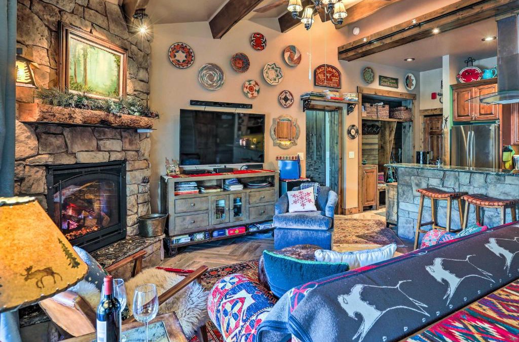 Peak 9 Apartment | Ski-In Penthouse in Breckenridge with Pool Access!