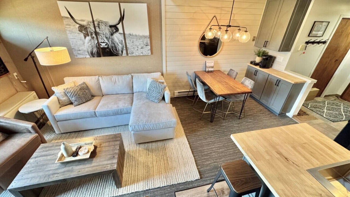 Lutsen Apartment | Ski in Ski out, 1 Bed plus Loft, BEST VIEWS IN LUTSEN!