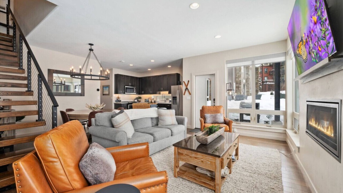 Silvercreek House | Ski-In/Ski-Out, 3BD/3BA, 2 Story w/Garage, by Pool