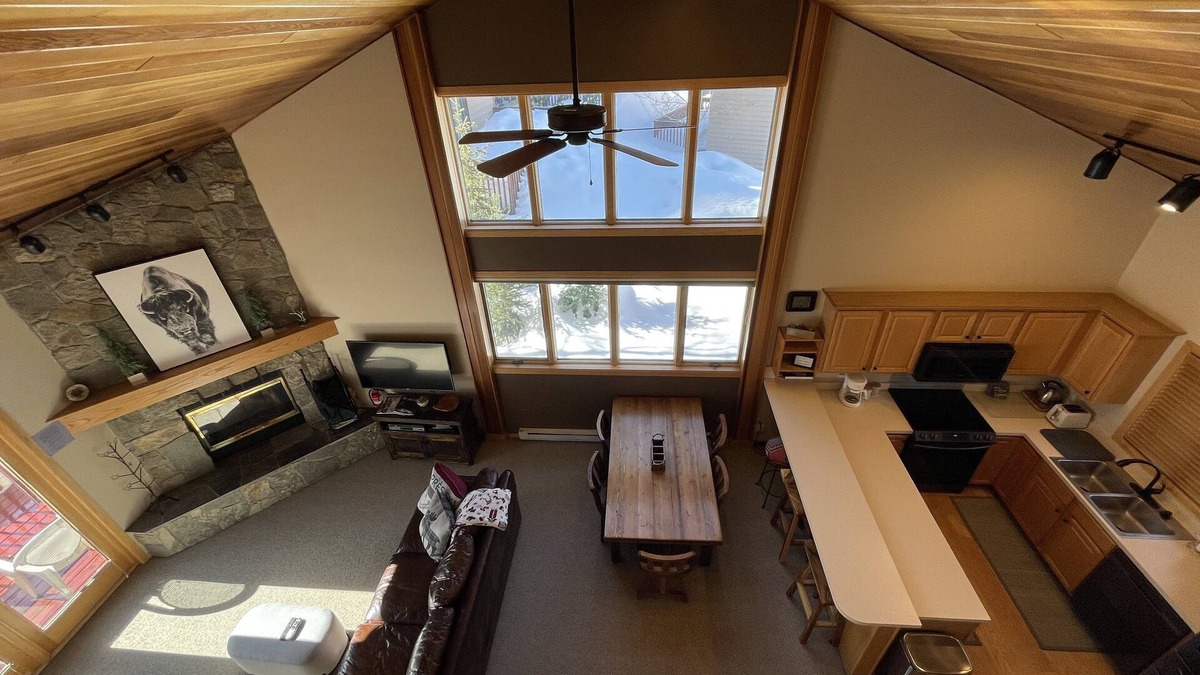Big Horn Condo | Ski in/Ski Out Big Sky - Steps from the Bear Back Poma
