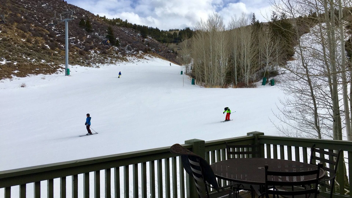 Edwards House | Ski in/Ski Out Home on Beaver Creek Mountain. Excellent Location.