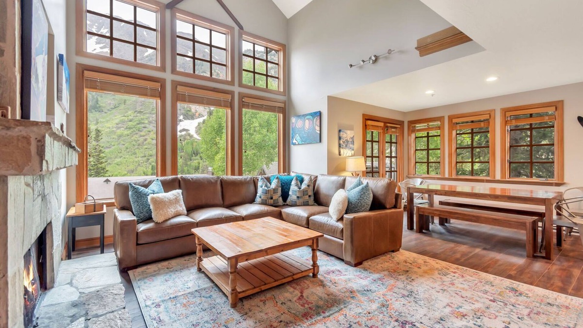 Salt Lake Mountain Resorts House | Ski in/Ski Out to Snowbird in this Beautiful Unit with Hot Tub and Fireplace