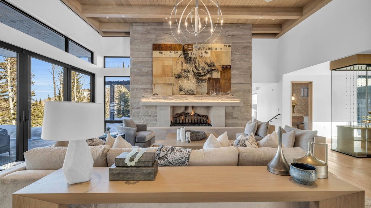 Park City House | Ski Out Private Ski Runs, Game Room, Golf Simulator