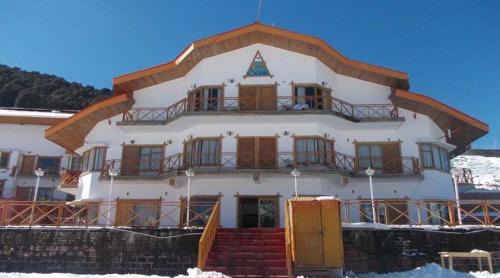 Auli Resort | Ski & Snow Cliff Top Club Holiday Resort at Auli, Uttarakhand