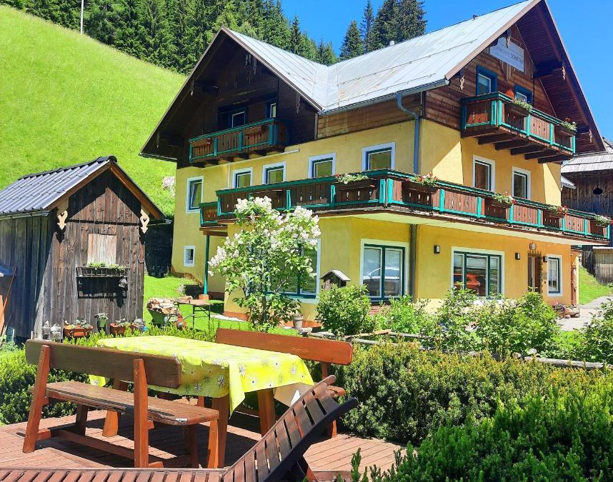 Innerkrems Apartment | Ski- und Wander Appartements Schiffer