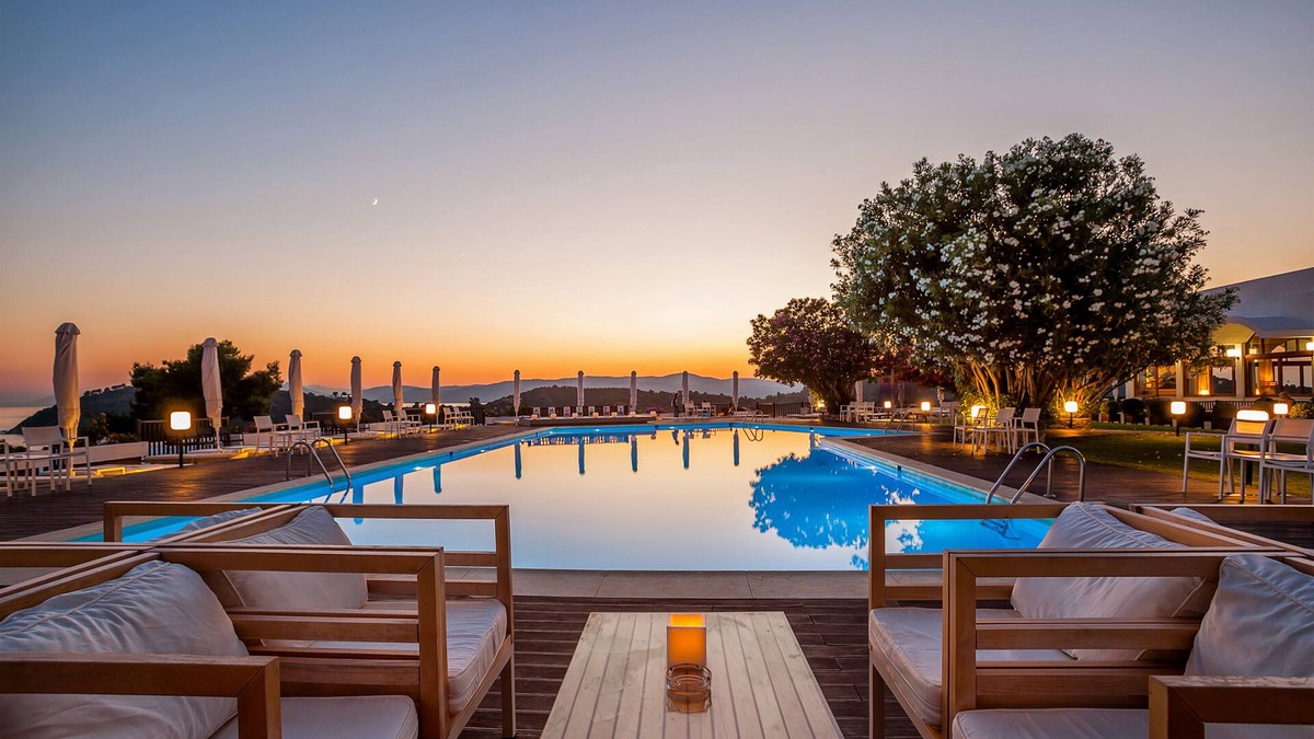 Koukounaries Hotel | Skiathos Palace Hotel
