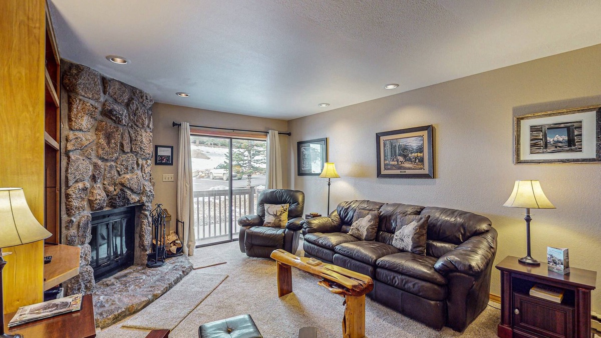 Purgatory Condo | Skier's paradise in Cascade Village w/pool, fireplace & private balcony
