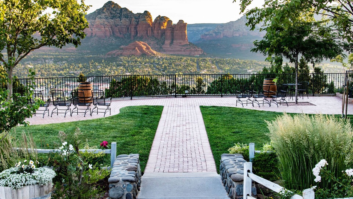 West Sedona Cabin | Sky Ranch Lodge