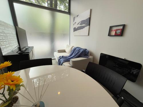 Newton Apartment | Sky Stars 2B1B family home with in AKL CBD with free parking