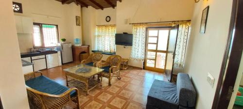 Mukteshwar Villa | Sky touch cottage & stays