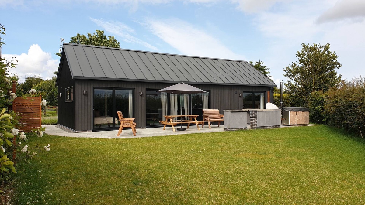 Low Catton Cottage | SKYLARK, family friendly, character holiday cottage in Bishop Wilton