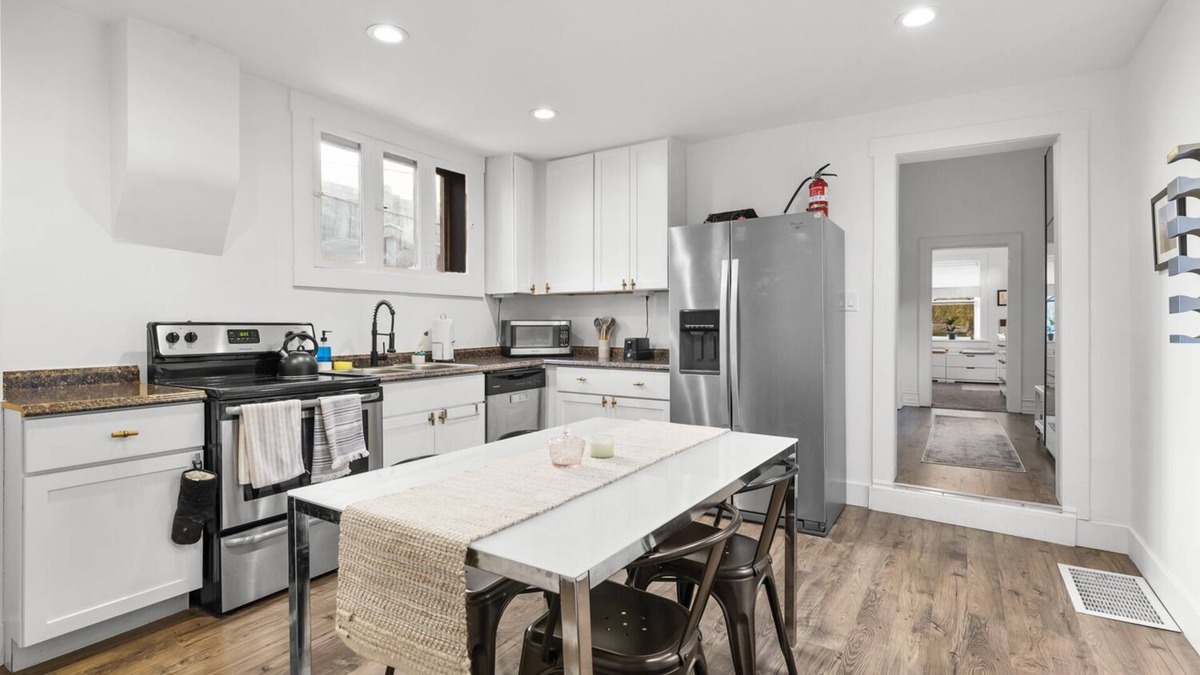 Capitol Hill House | SLC Downtown Home*2Bed*Free Parking*Google Fiber