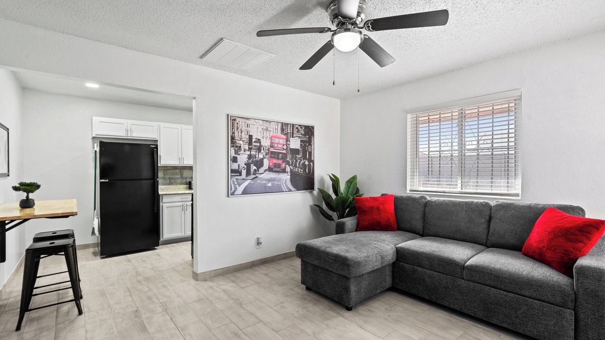 Biggs Field Apartment | Sleek 2-Bed 1-Bath Centrally Located