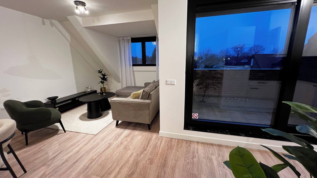 Goirle Apartment | Sleek apartment with parking, fast WiFi, and garden access near cultural spots. Sleeps four.