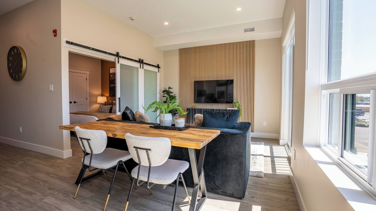 Chatham-Kent Condo | Sleek. Brand New 1 Bedroom Condo. Cozy Luxury.