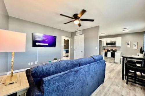Trenton Apartment | Sleek remodeled Design 2 Bed Trenton, OH Apartment