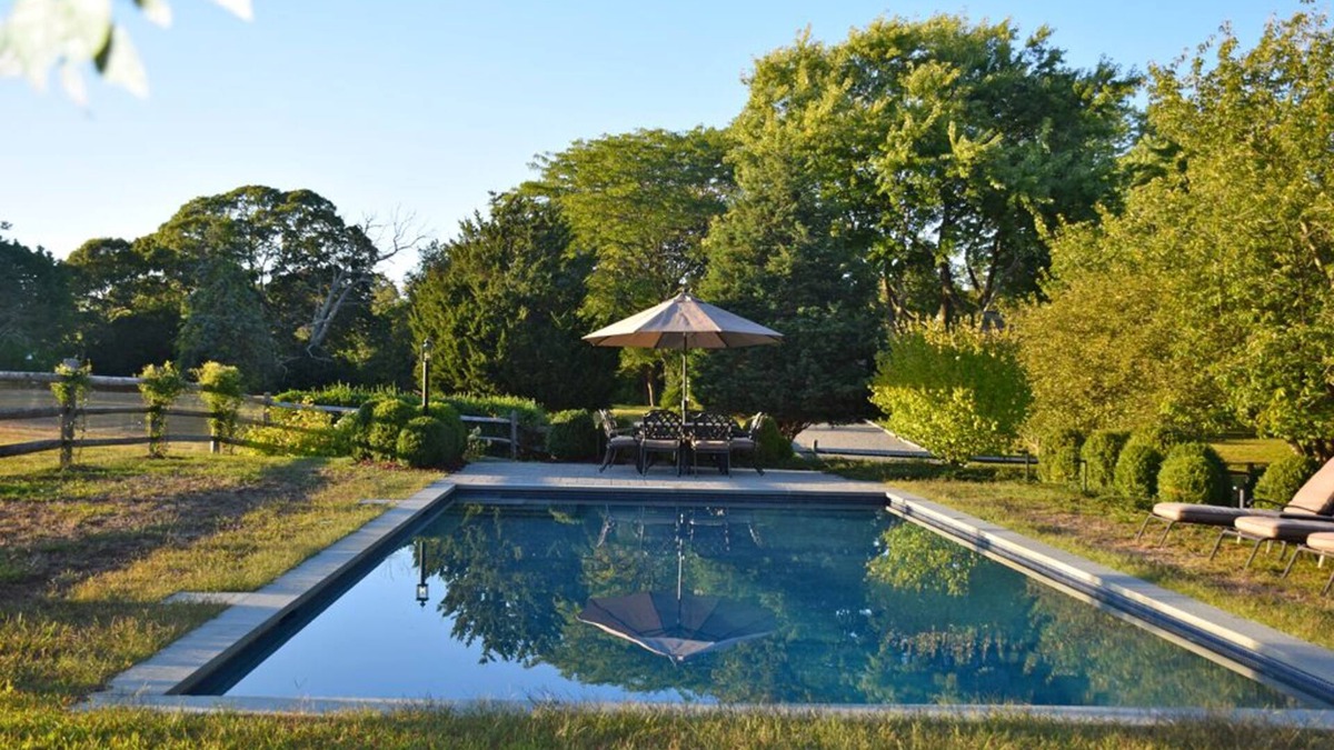 Menantic Creek House | Sleek Shelter Island With Pool, Preserve And Water Rights: