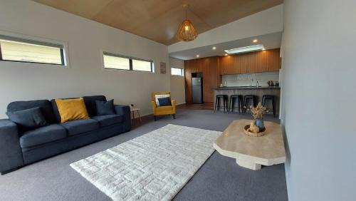 Saint Kilda House | Sleek Suite By The Sand 2-bedroom