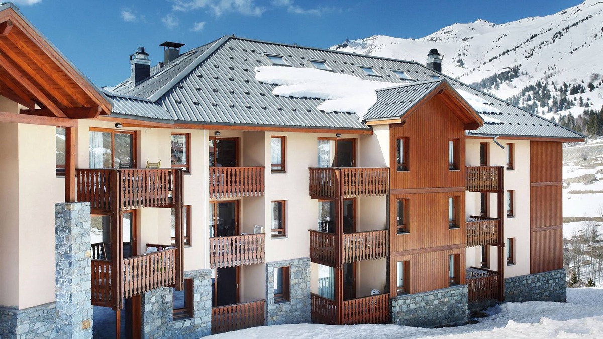 Saint-Francois-Longchamp Condo | Sleeps 8! 3 Bedrooms | Saint-François-Longchamp