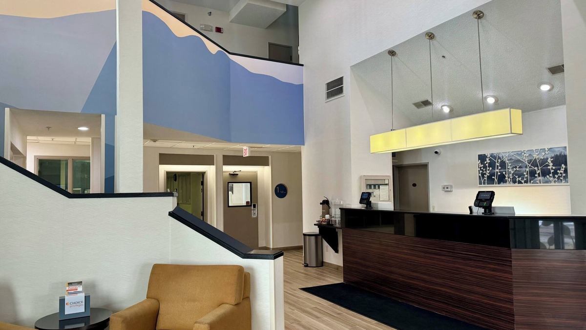 Southgate Triangle Hotel | Sleep Inn Missoula Southgate