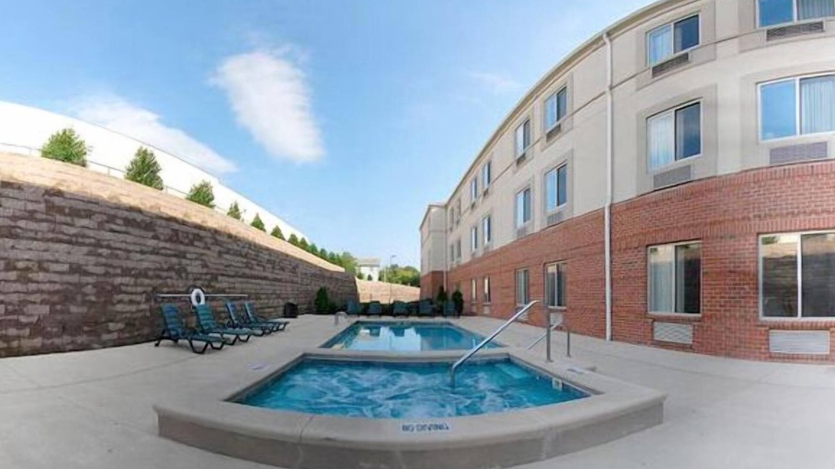 Danville Hotel | Sleep Inn & Suites Danville Hwy 58
