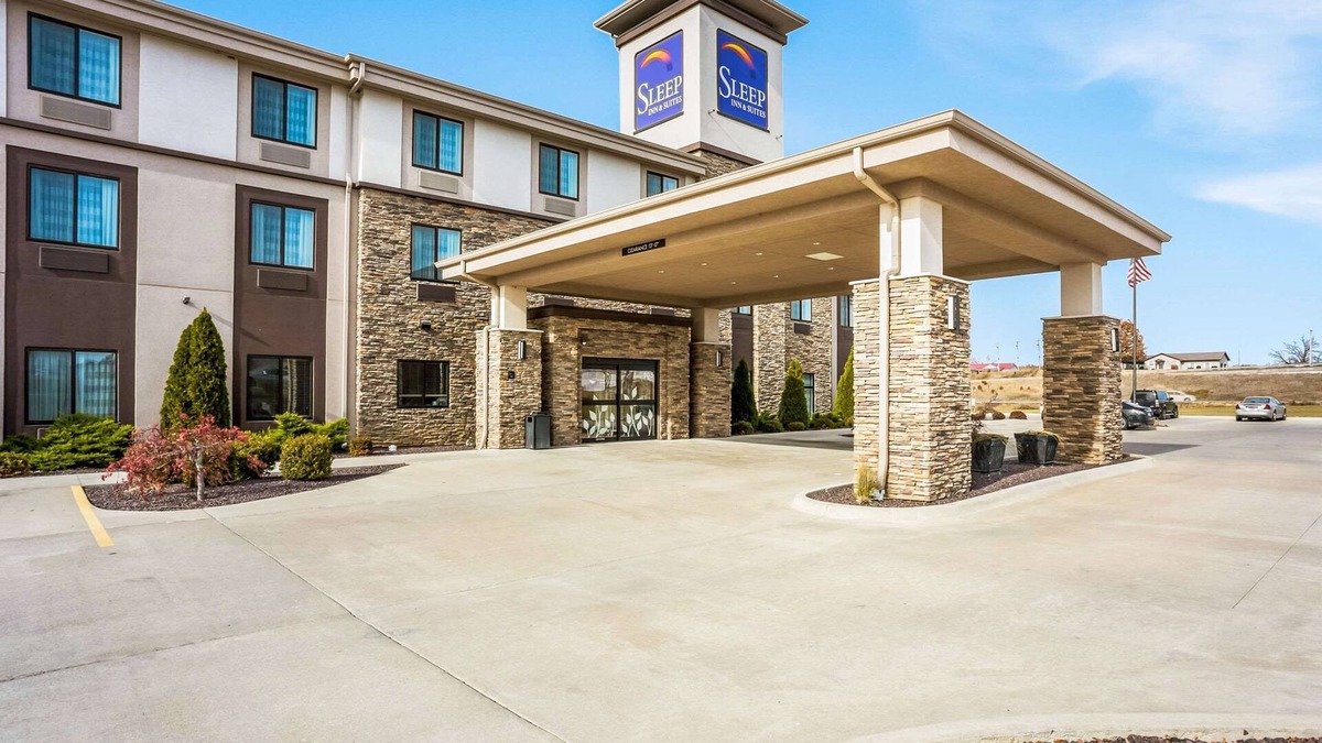 Hannibal Hotel | Sleep Inn & Suites