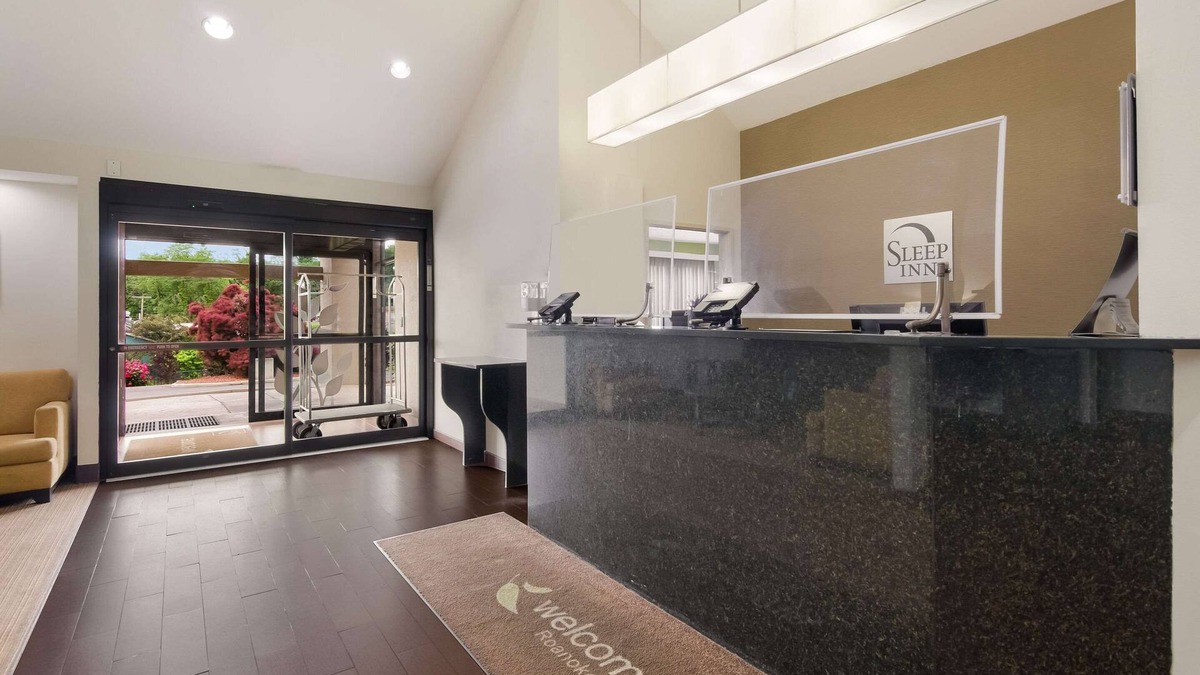 Cave Spring Hotel | Sleep Inn Tanglewood