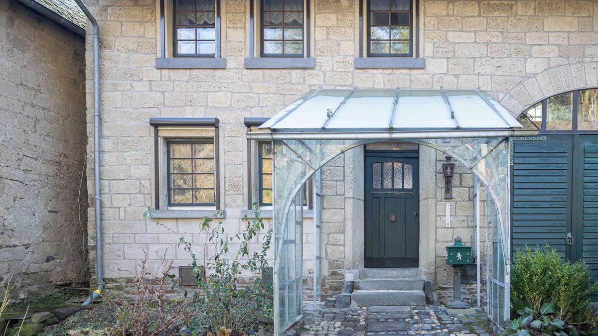 Weibern House | Sleep like in the old days in the beautiful Eifel. Pets are very welcome!