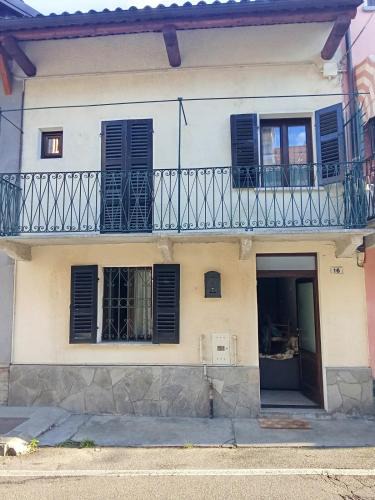 Nizza Monferrato Apartment | Sleep & Relax