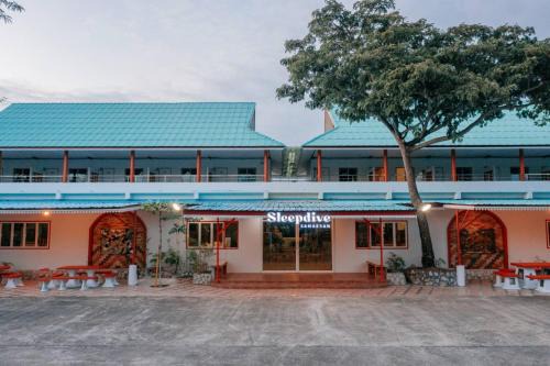 Sattahip Resort | Sleepdive Samaesan สลิพไดฟว แสมสาร