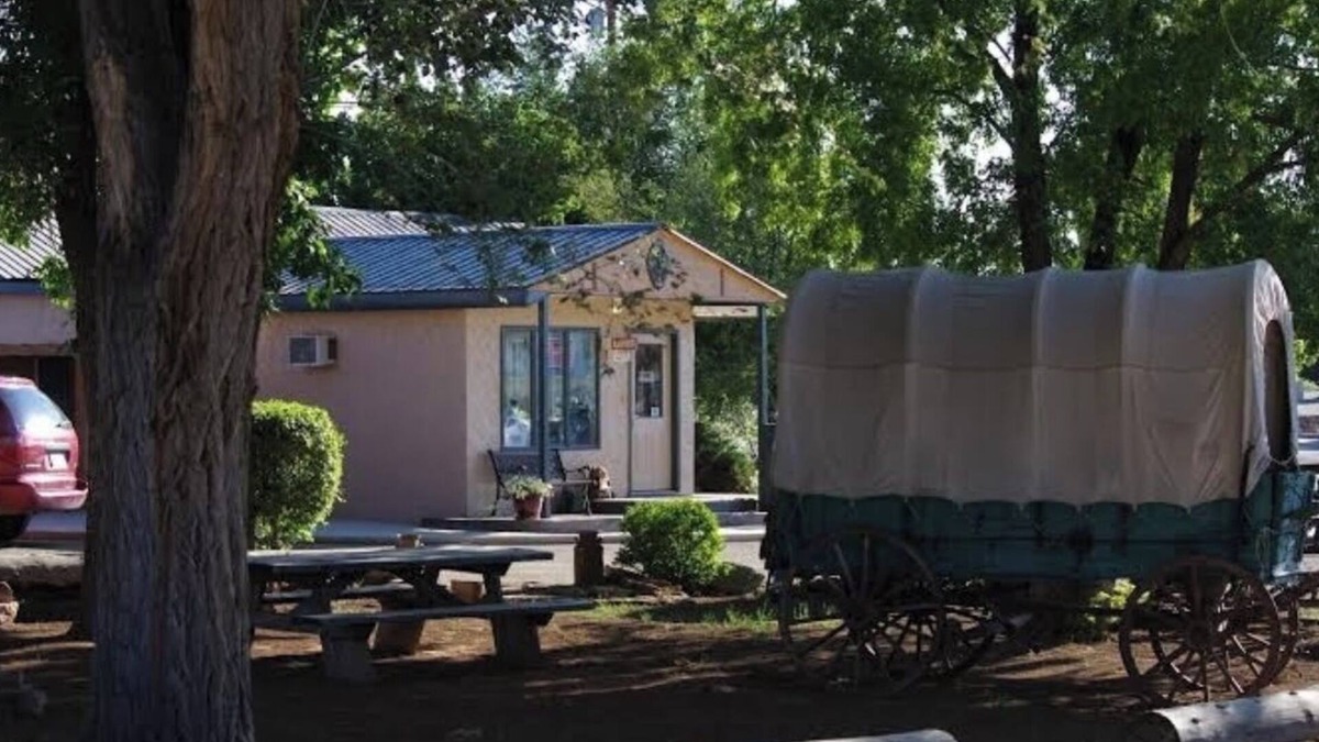 Cortez Hotel | Sleeping Ute Mountain Motel