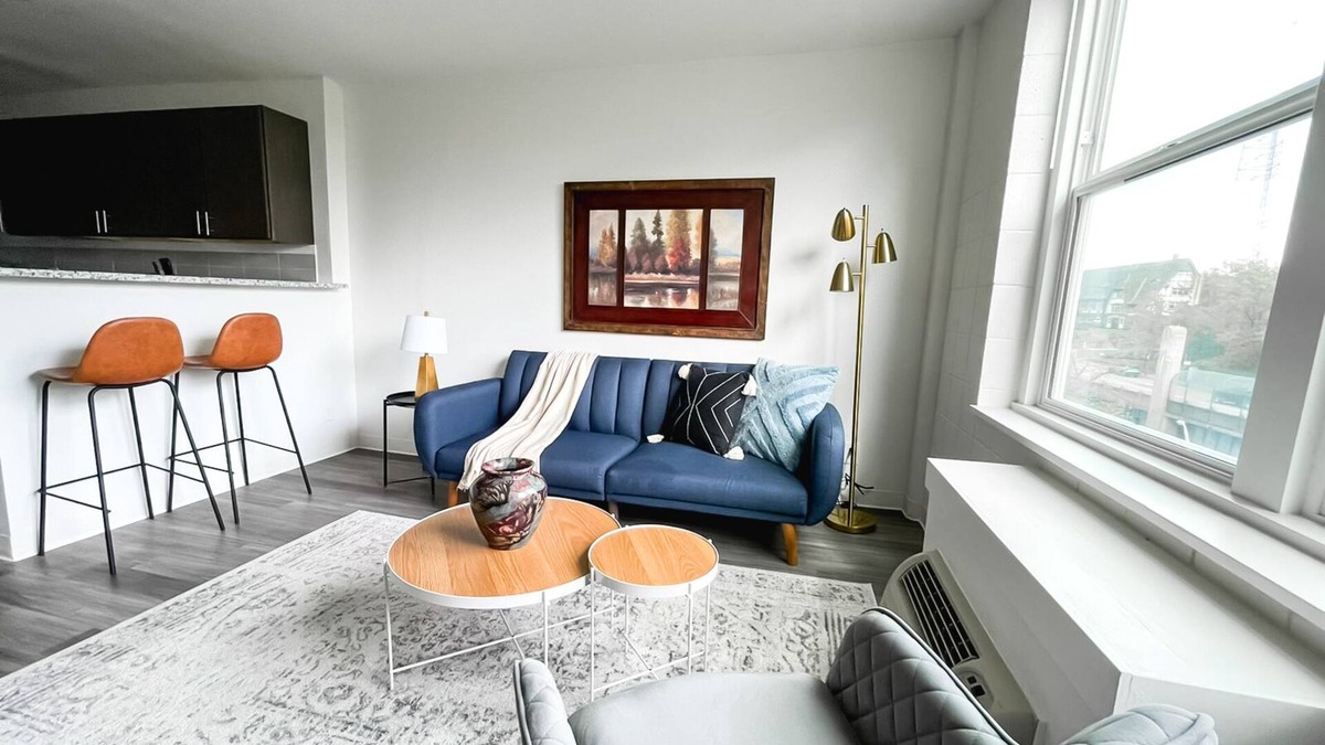 Corryville Apartment | Sleepover: Cozy 1BD/1BA + Gym - Cincinnati