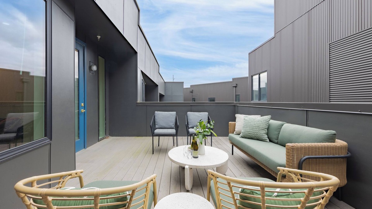 Five Points House | Sleeps 28 | 2 Units Near DT Nashville | Outrider by AvantStay
