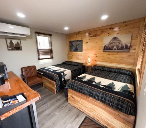 North Greece Hotel | Sleepy Bear Inn